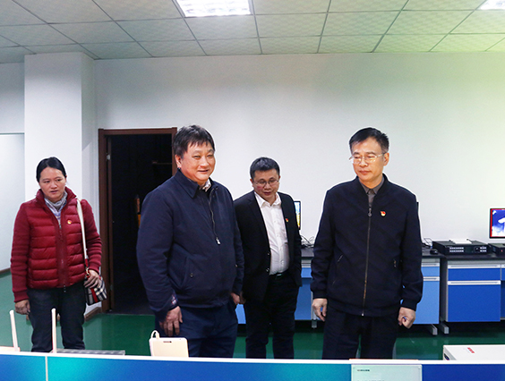 杭州市貿(mào)促會會長鄭榮新一行蒞臨勇電參觀指導(dǎo)！